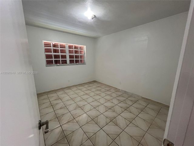 260 W 15th Street 0, Hialeah, FL 33010
