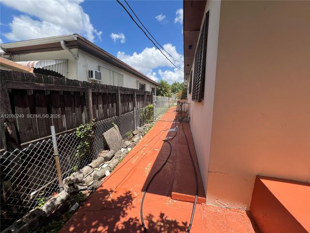 260 W 15th Street 0, Hialeah, FL 33010