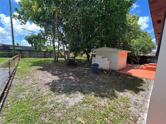260 W 15th Street 0, Hialeah, FL 33010