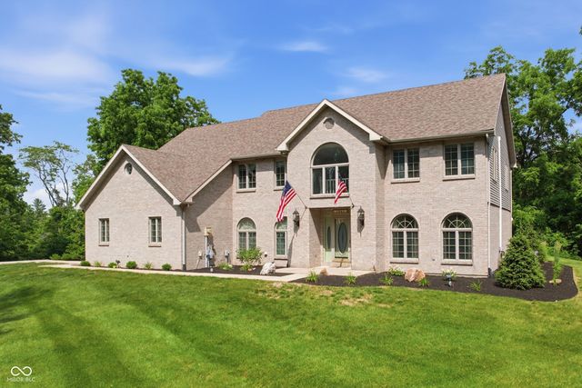 2084 Deer Run Drive, New Castle, IN 47362