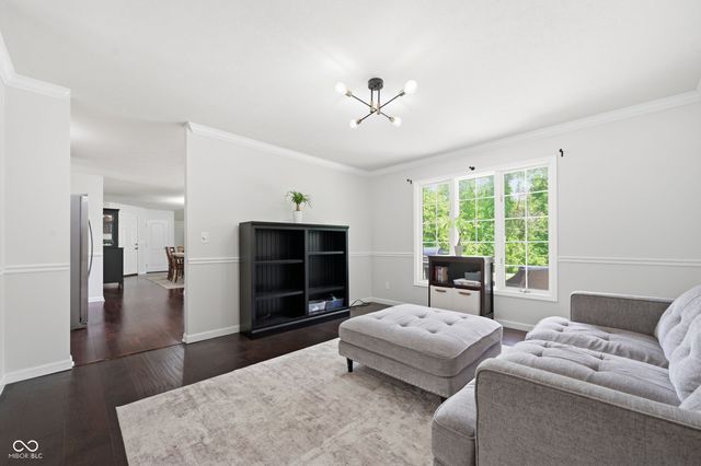 2084 Deer Run Drive, New Castle, IN 47362