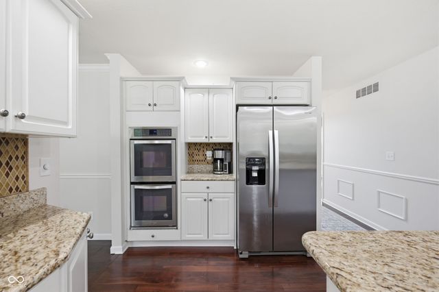 2084 Deer Run Drive, New Castle, IN 47362