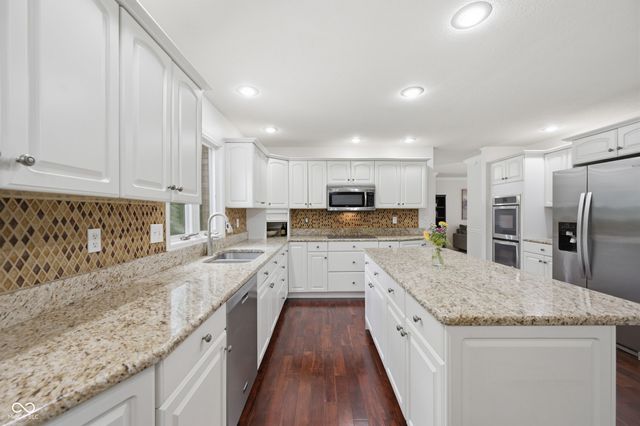 2084 Deer Run Drive, New Castle, IN 47362