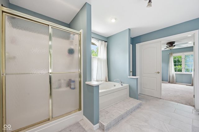 2084 Deer Run Drive, New Castle, IN 47362
