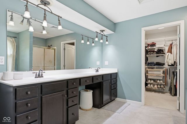 2084 Deer Run Drive, New Castle, IN 47362
