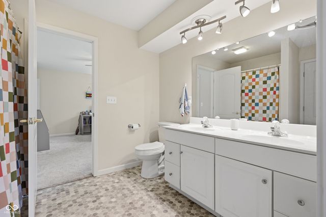 2084 Deer Run Drive, New Castle, IN 47362