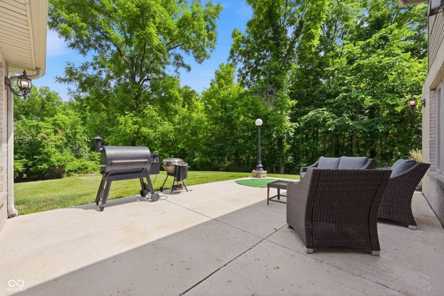 2084 Deer Run Drive, New Castle, IN 47362