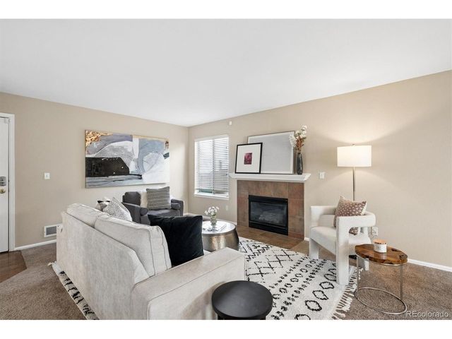 2792 S Ceylon St, Aurora, CO 80013