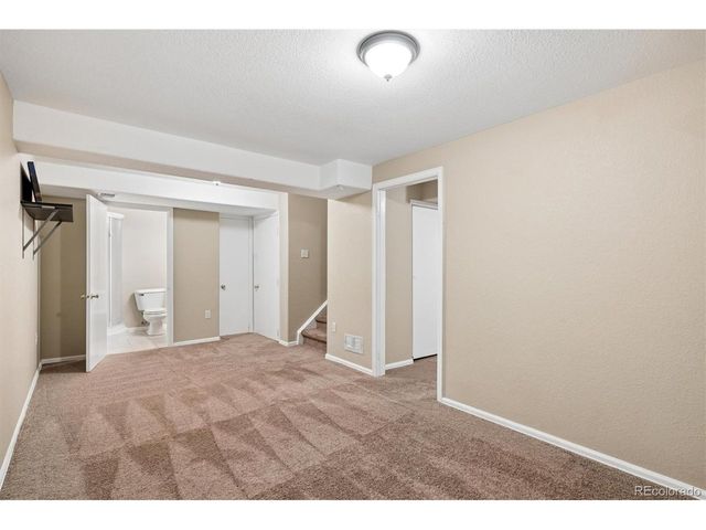 2792 S Ceylon St, Aurora, CO 80013