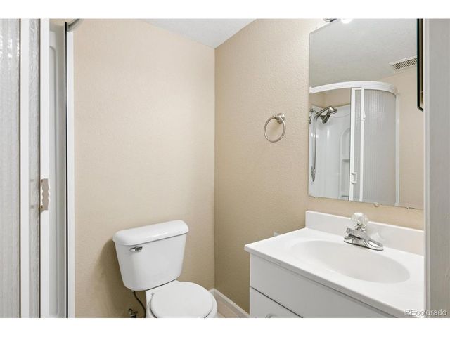 2792 S Ceylon St, Aurora, CO 80013