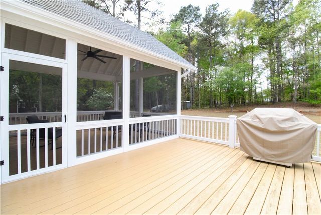 1031 Derby Lane, Bogart, GA 30622