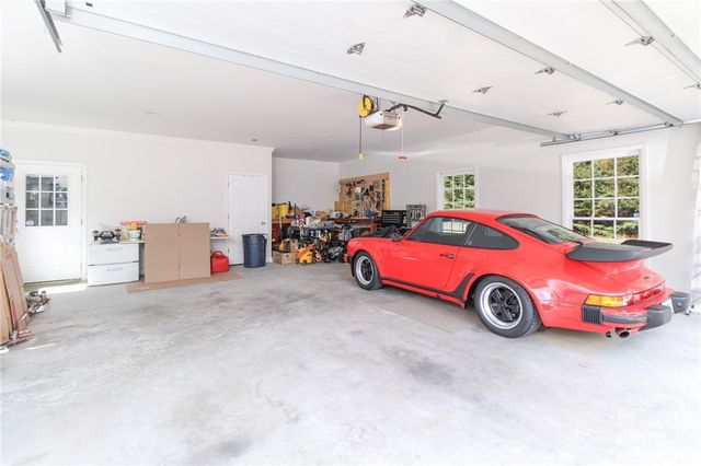 1031 Derby Lane, Bogart, GA 30622