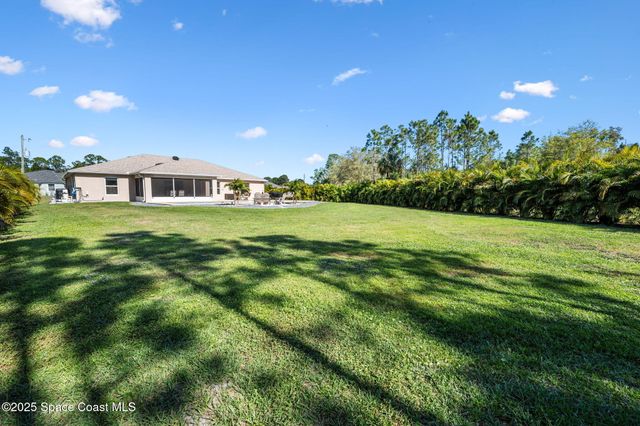238 Labra Road SW, Palm Bay, FL 32908