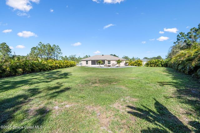 238 Labra Road SW, Palm Bay, FL 32908