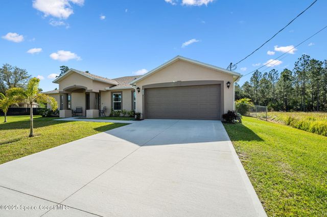 238 Labra Road SW, Palm Bay, FL 32908