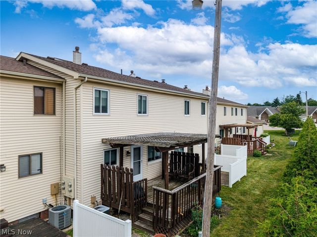 376 Deepwood Drive 376, Wadsworth, OH 44281