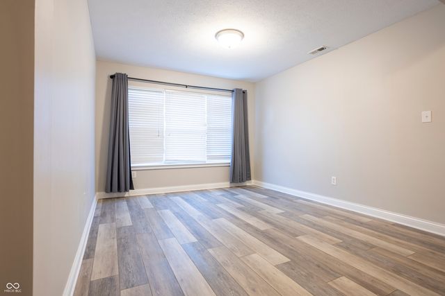 912 Burgess Hill Pass, Westfield, IN 46074