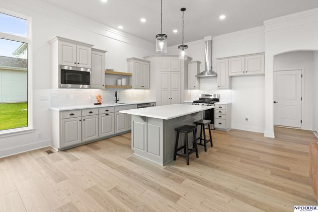 5405 N 190th Street, Omaha, NE 68022