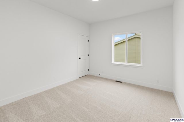 5405 N 190th Street, Omaha, NE 68022