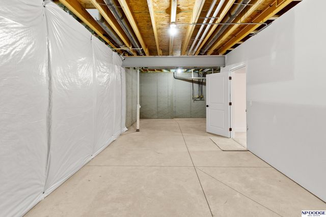 5405 N 190th Street, Omaha, NE 68022