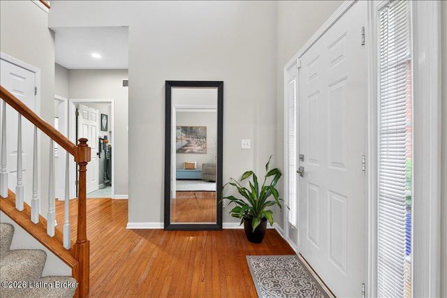 5105 Silverton Ln, Louisville, KY 40241