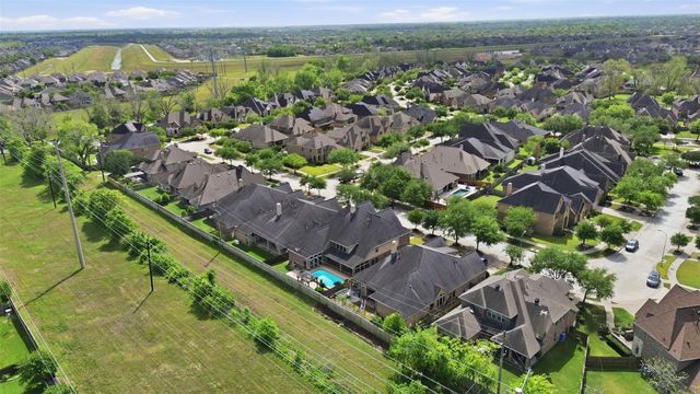 4130 Clover Ridge Lane, Sugar Land, TX 77479