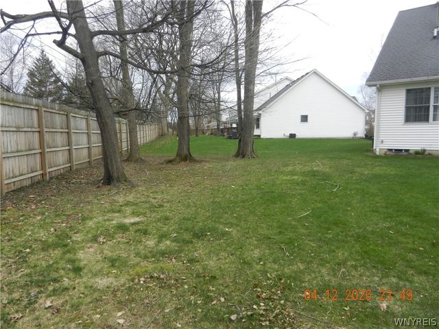 4000 Franklin Street 8, Hamburg, NY 14075
