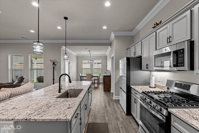 747 Crozier Drive, Bossier City, LA 71111