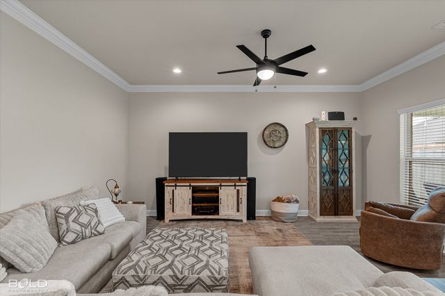 747 Crozier Drive, Bossier City, LA 71111
