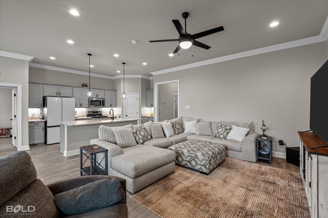747 Crozier Drive, Bossier City, LA 71111