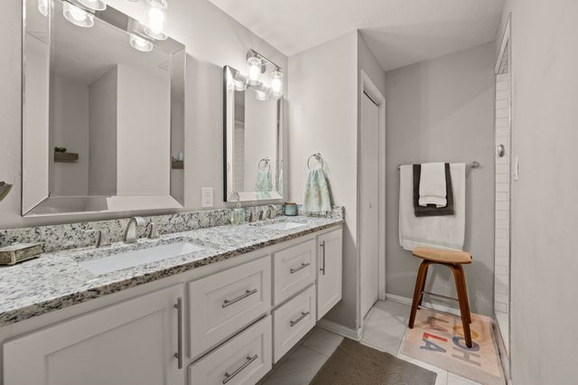 5445 Odom Avenue, Fort Worth, TX 76114