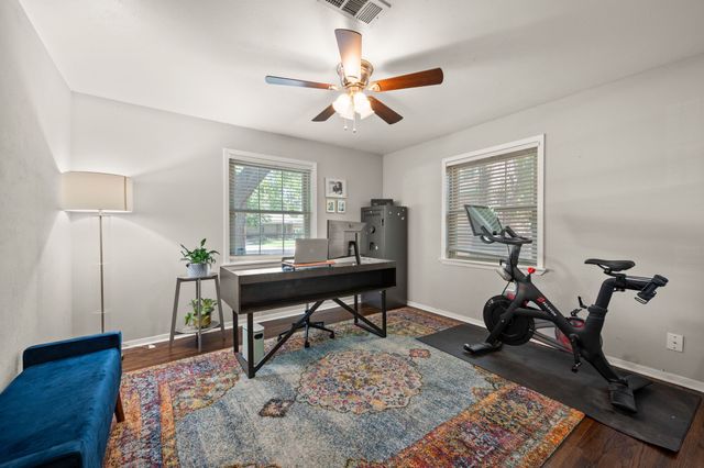 5445 Odom Avenue, Fort Worth, TX 76114