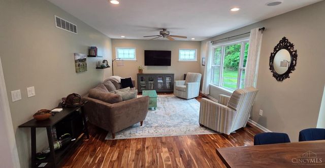 10794 Carolina Pines Drive, Harrison, OH 45030