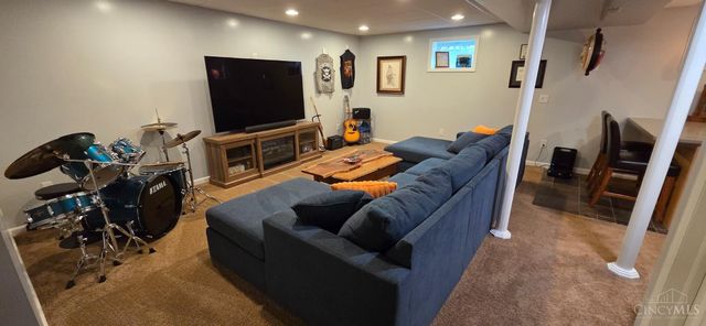 10794 Carolina Pines Drive, Harrison, OH 45030