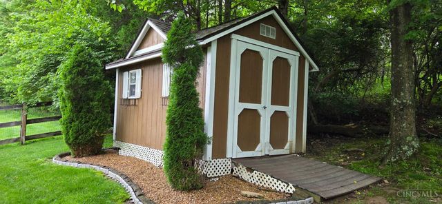 10794 Carolina Pines Drive, Harrison, OH 45030