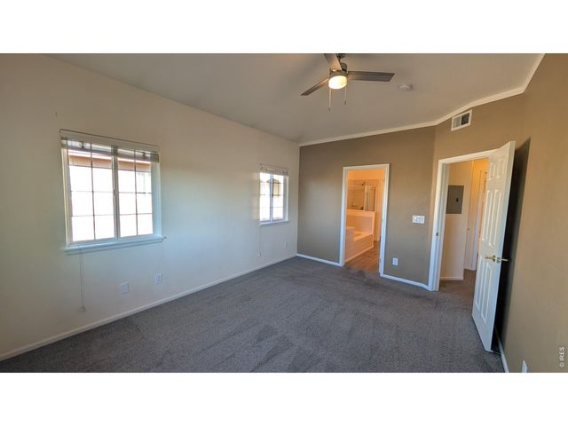 1703 Whitehall Dr 8H, Longmont, CO 80504