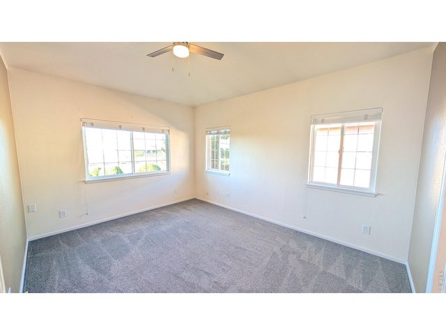 1703 Whitehall Dr 8H, Longmont, CO 80504