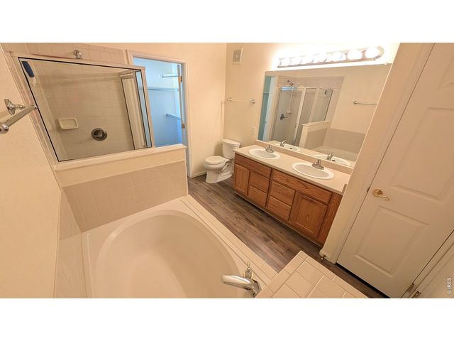 1703 Whitehall Dr 8H, Longmont, CO 80504