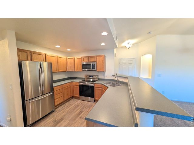1703 Whitehall Dr 8H, Longmont, CO 80504