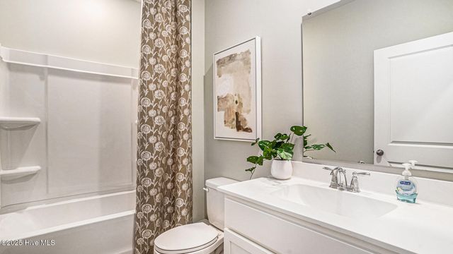 1050 Stanbury Bluff Road SW, Supply, NC 28462