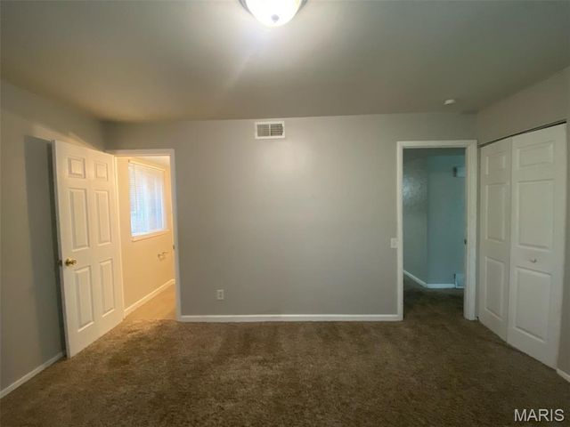 2571 Burchard Drive, St Louis, MO 63136