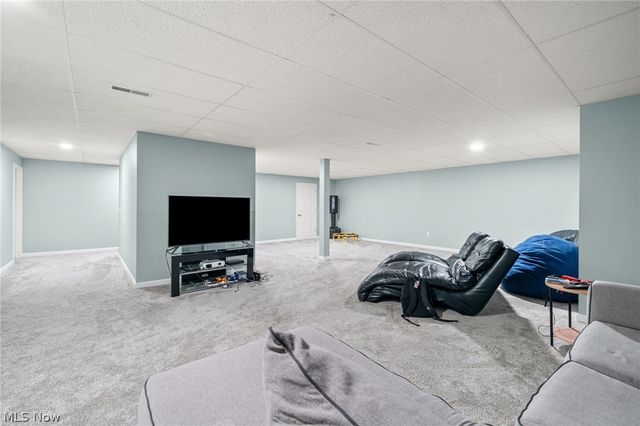 3958 Marcella Drive, North Royalton, OH 44133