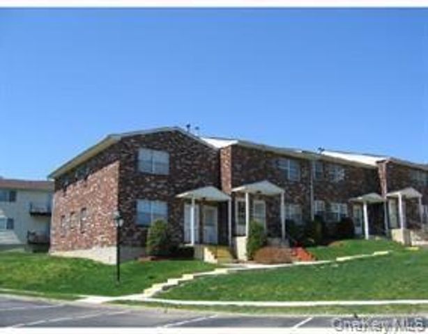 276 Temple Hill Road 2502, New Windsor, NY 12553