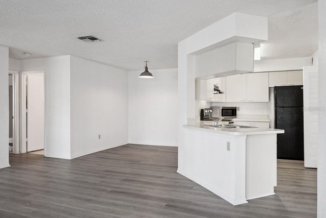 2550 N ALAFAYA TRAIL 7203, Orlando, FL 32826