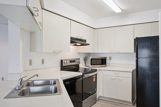 2550 N ALAFAYA TRAIL 7203, Orlando, FL 32826