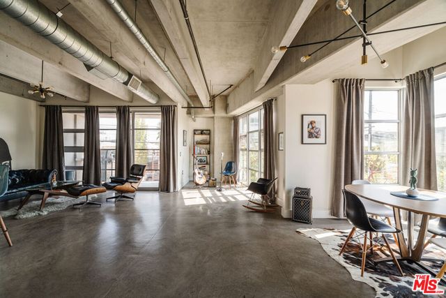 4141 Glencoe Avenue 201, Marina Del Rey, CA 90292
