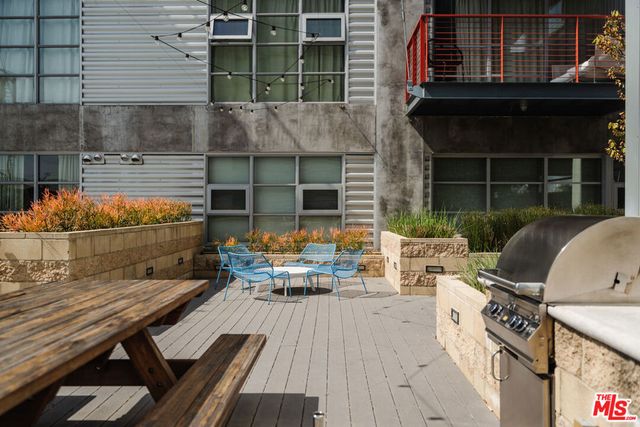 4141 Glencoe Avenue 201, Marina Del Rey, CA 90292