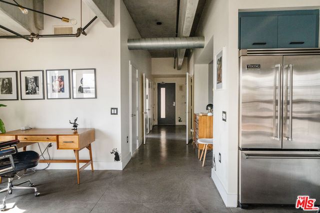 4141 Glencoe Avenue 201, Marina Del Rey, CA 90292