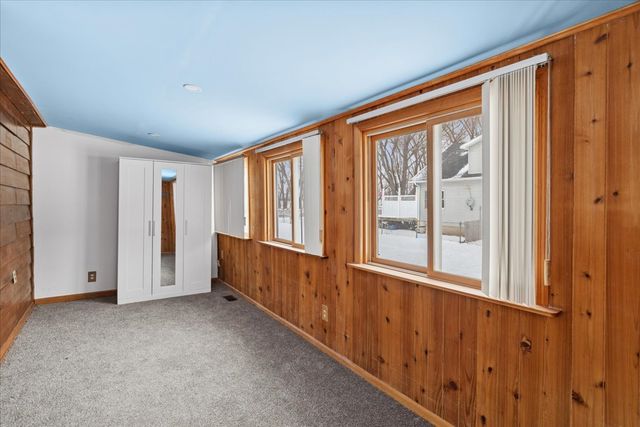 39224 Willow Lane, Antioch, IL 60002