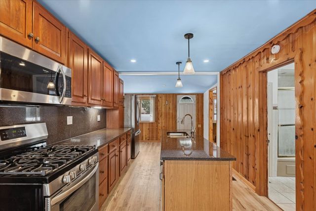 39224 Willow Lane, Antioch, IL 60002